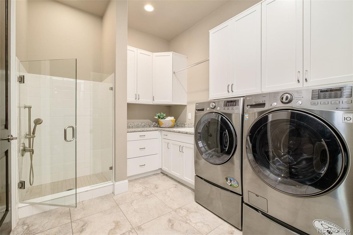 Interior, Recessed Lighting, Washer