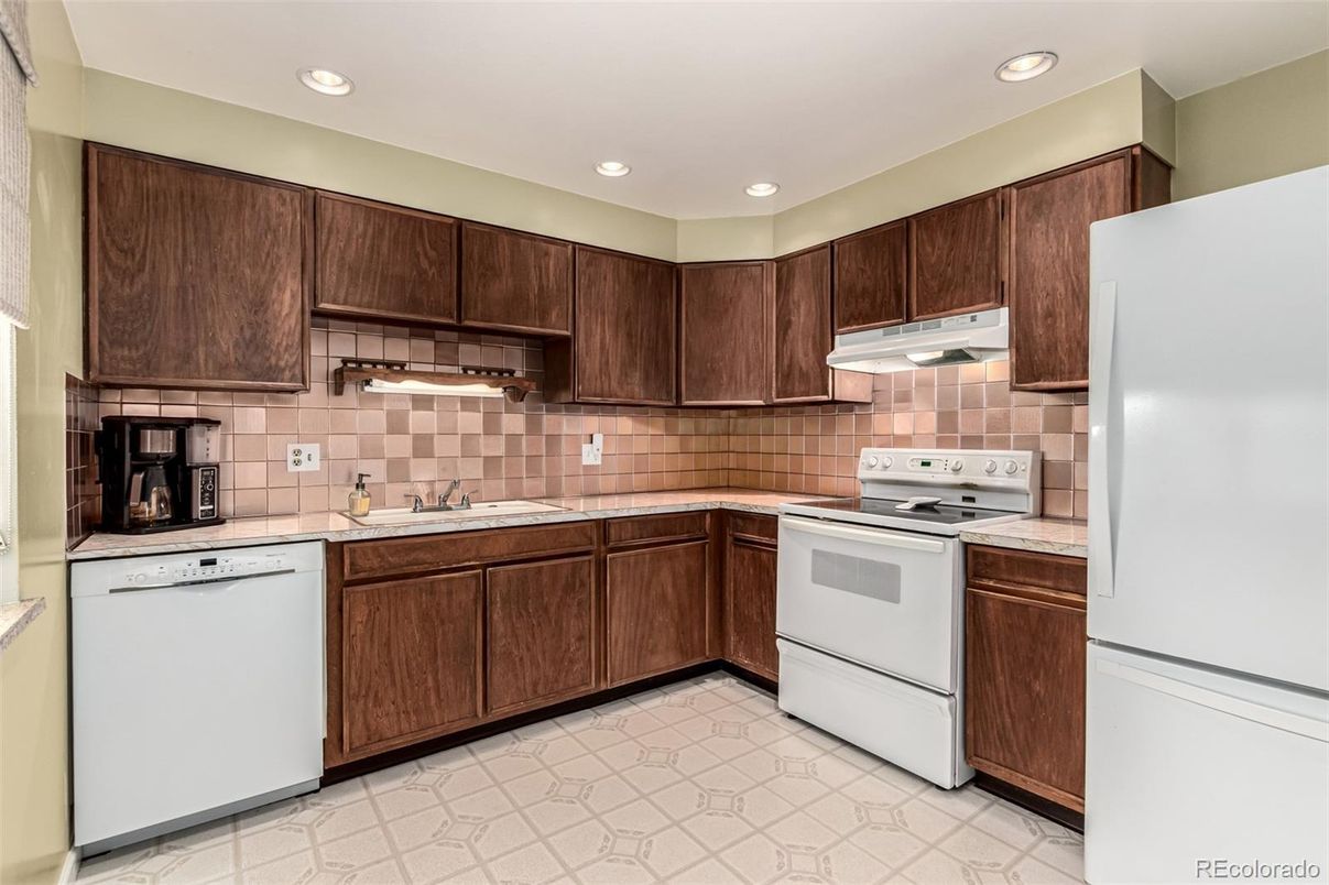 Interior, Kitchen, Recessed Lighting