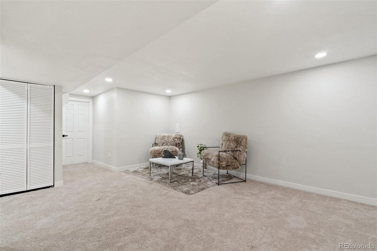 Interior, Recessed Lighting
