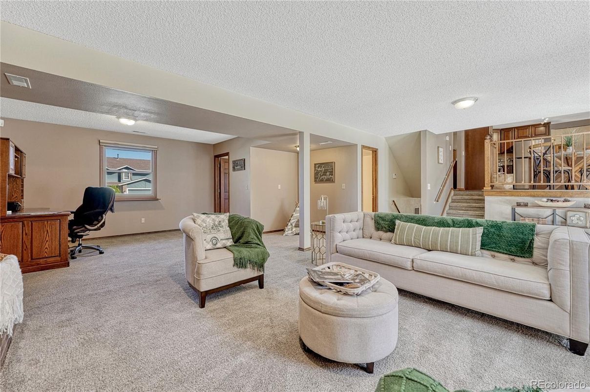 Home Office, Interior, Living room