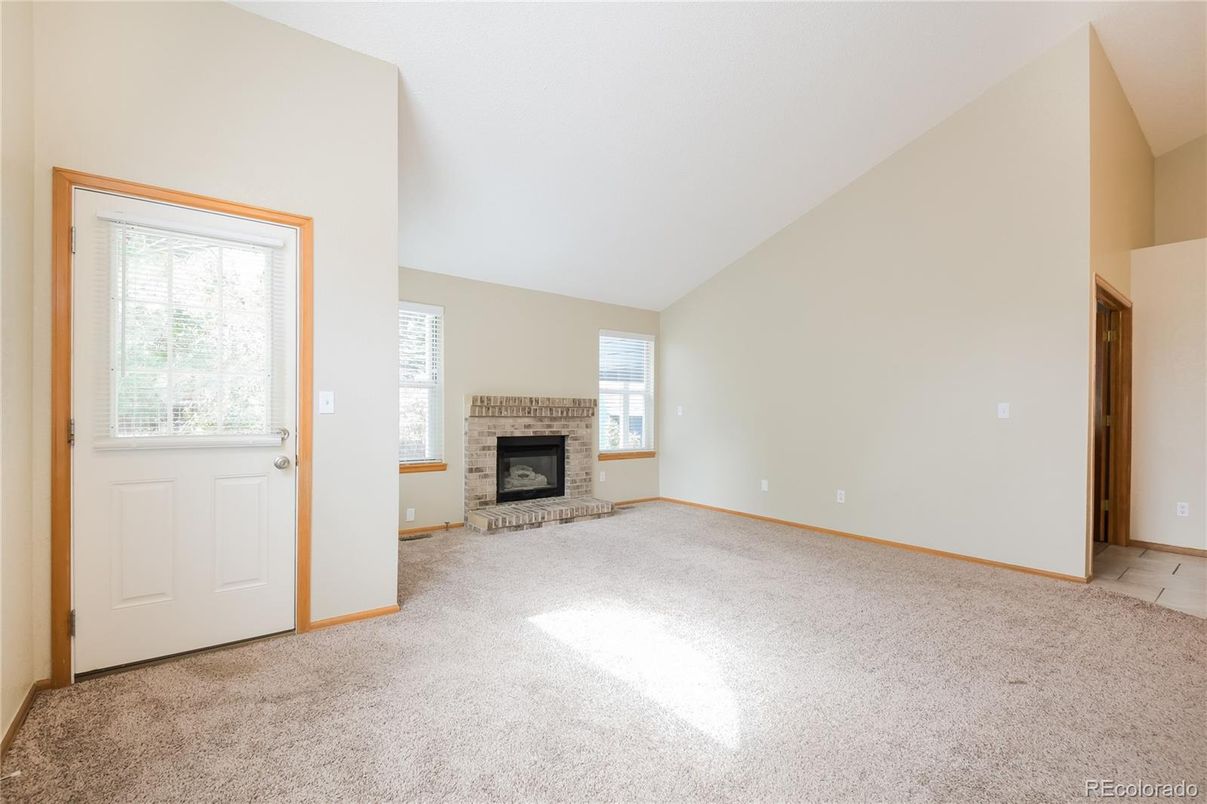 Empty room, Fireplace, Interior