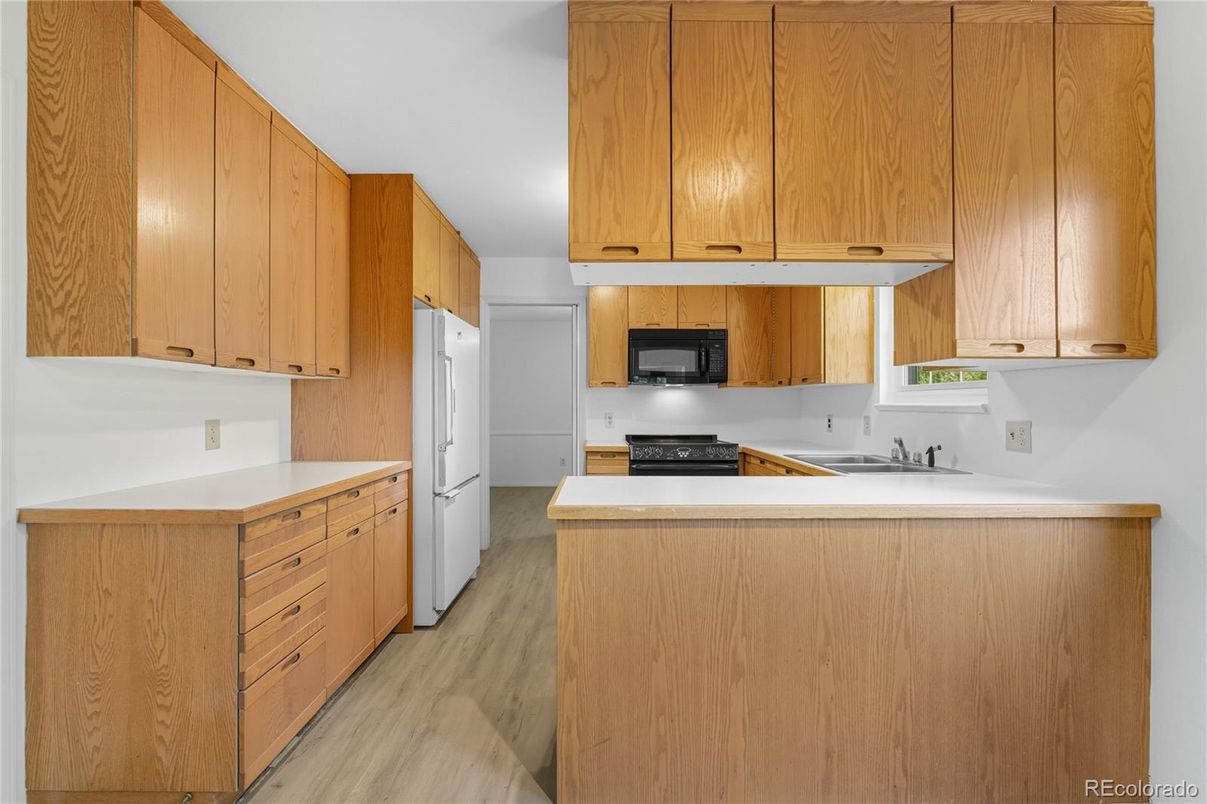 Interior, Kitchen, Wood Texture Flooring