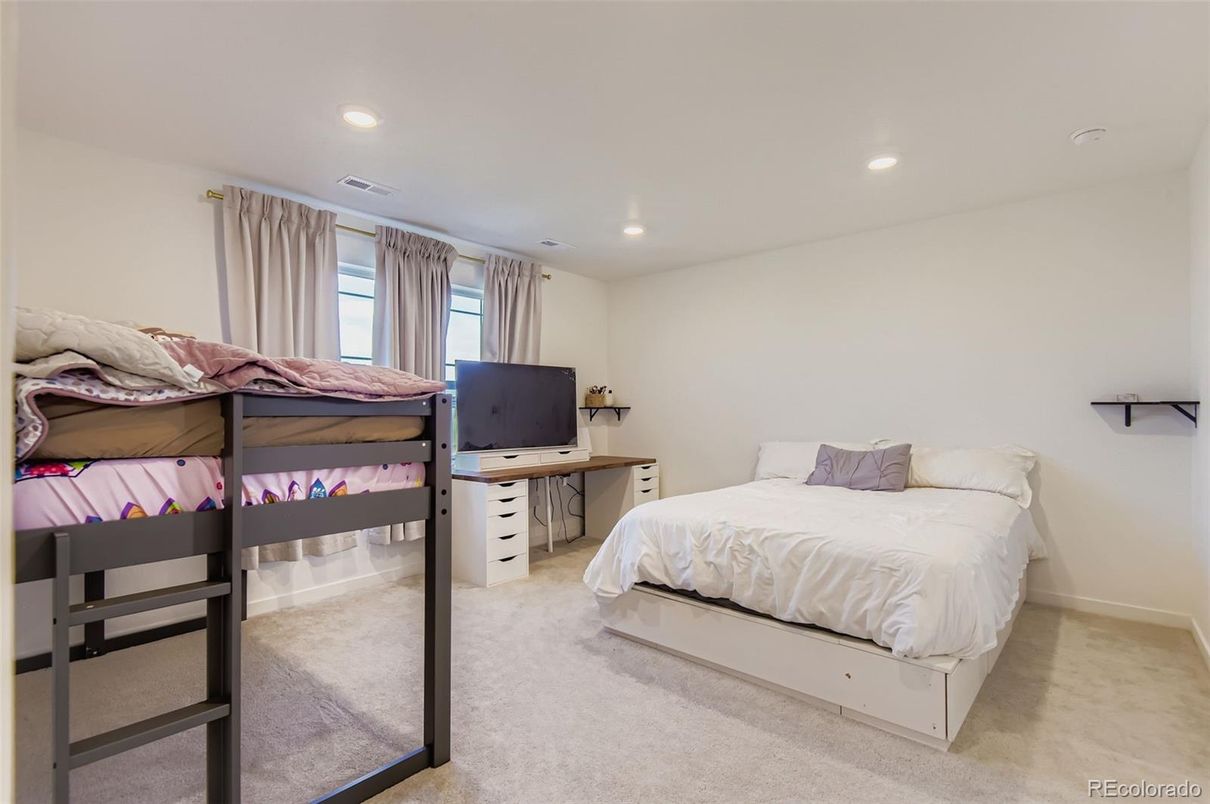 Bedroom, Interior, Recessed Lighting