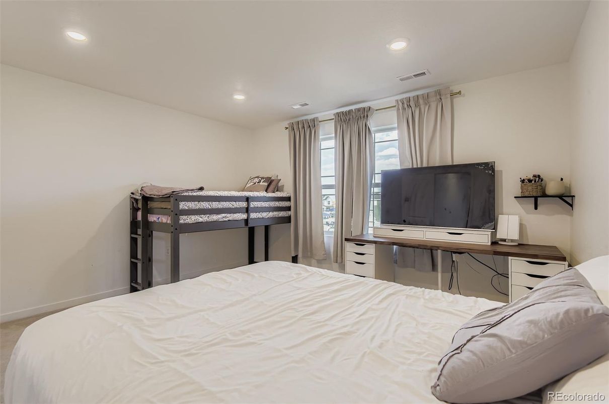 Bedroom, Interior, Recessed Lighting