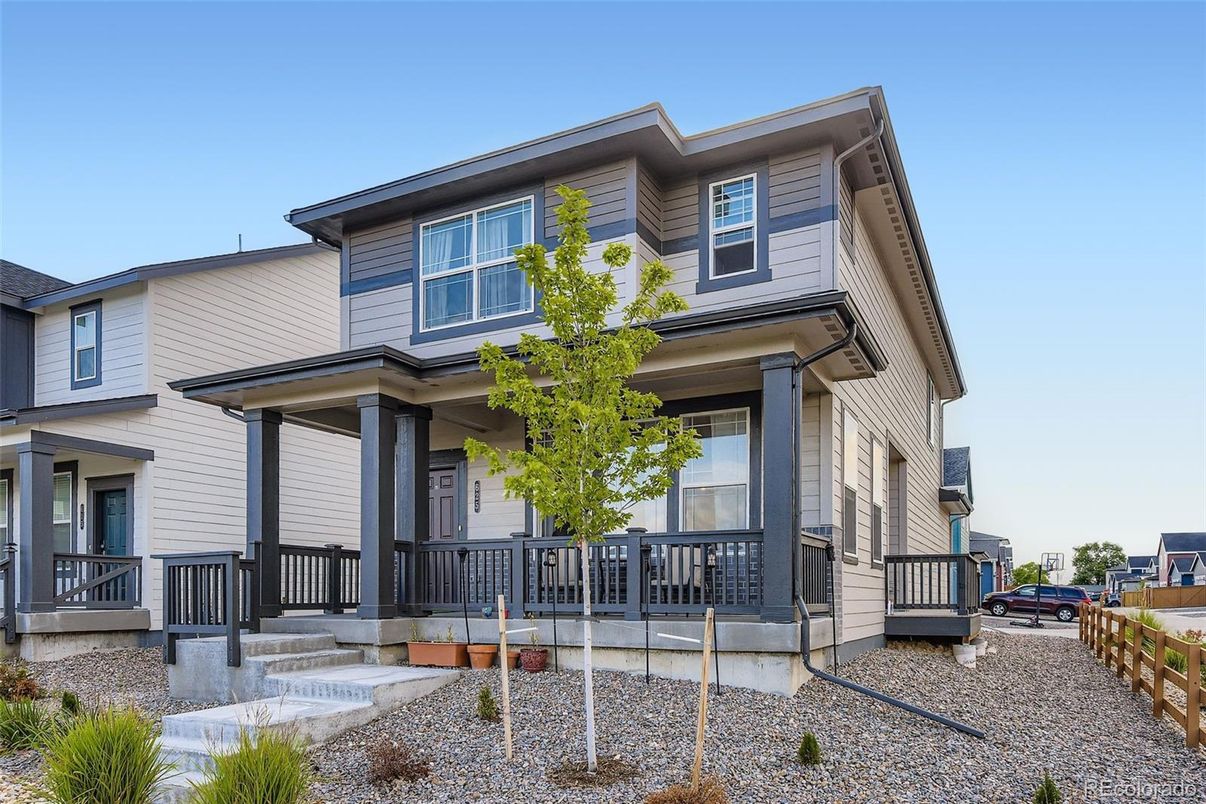Exterior, Facade, American Craftsman
