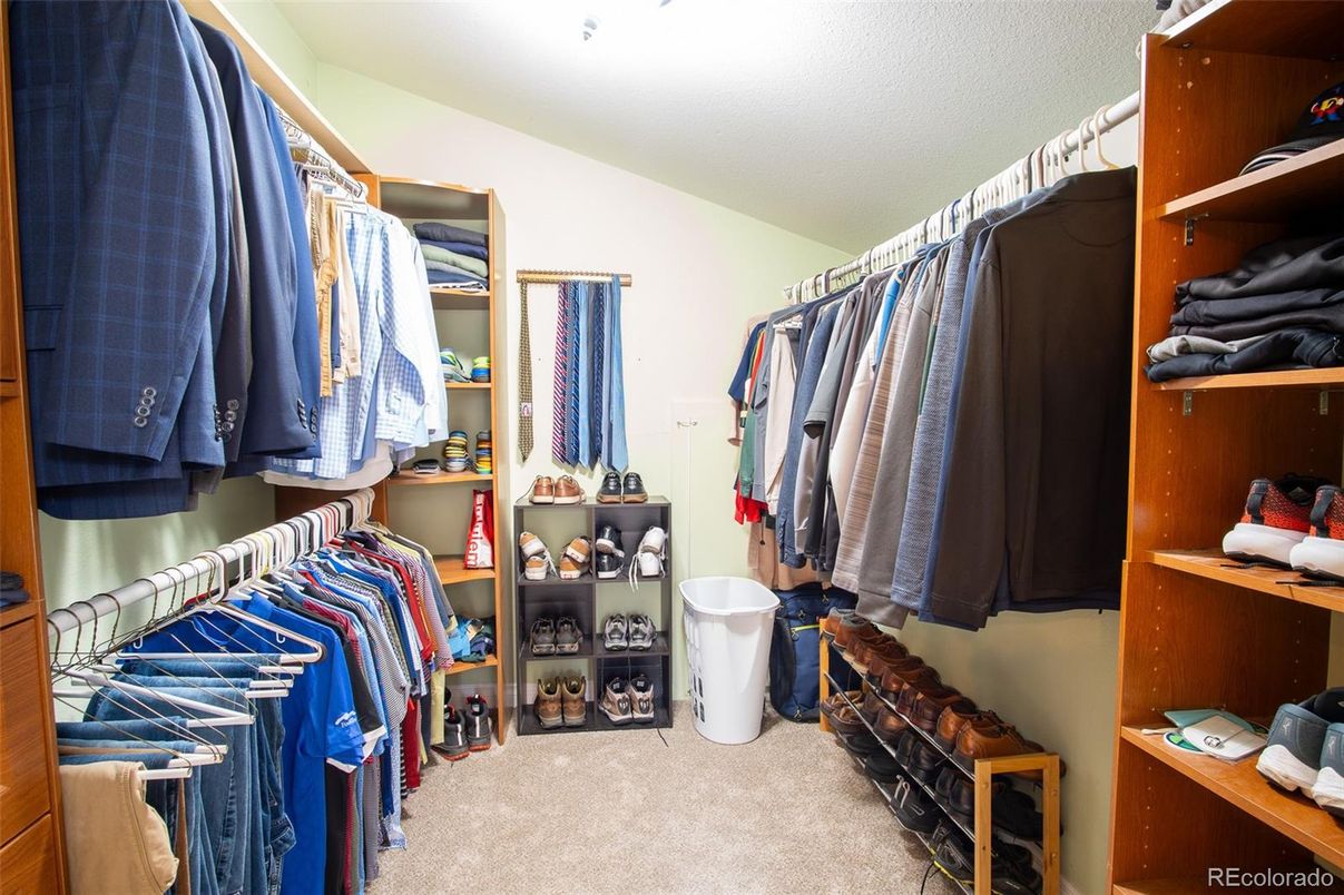 Interior, Walk-in Closets