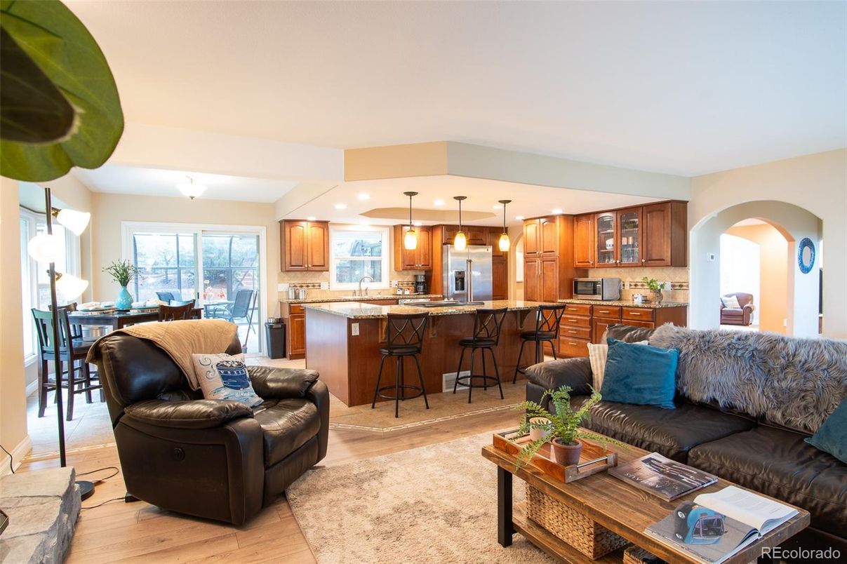 Interior, Kitchen, Living room, Pendant Lights, Recessed Lighting, Stainless Steel Appliances, Wood Texture Flooring