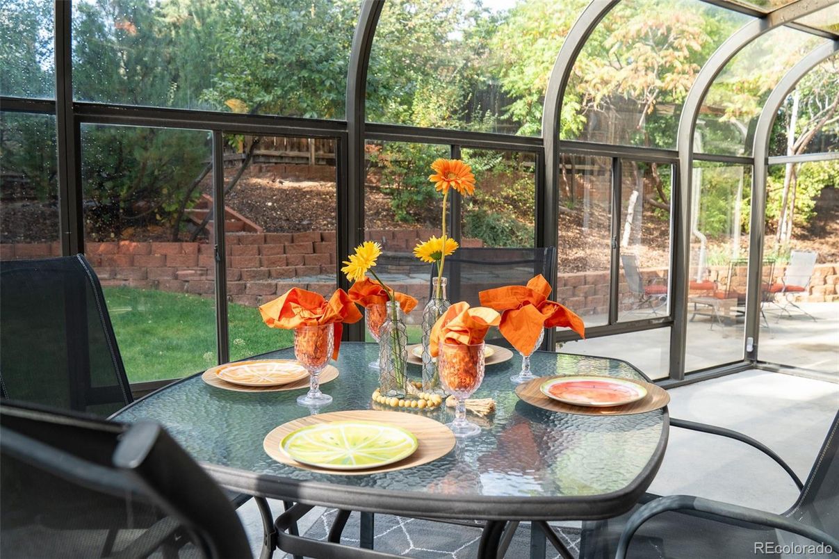 Dining room, Interior, Sun Room