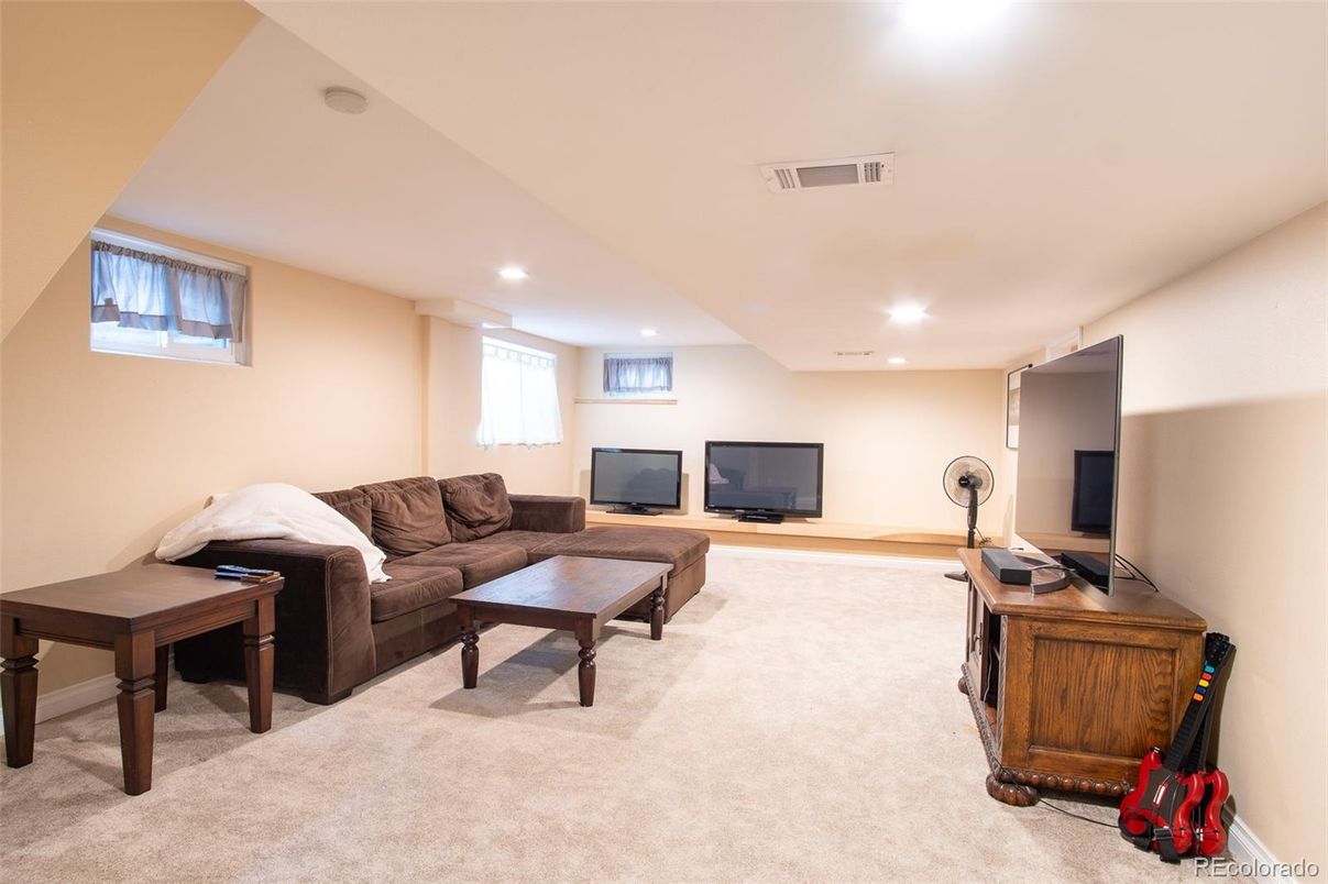 Interior, Living room, Recessed Lighting