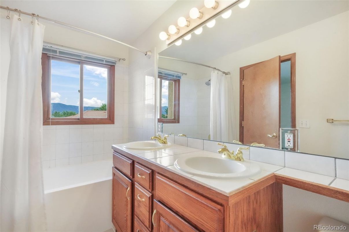 Bathroom, Dual Sink Vanities, Interior, Tile Countertops
