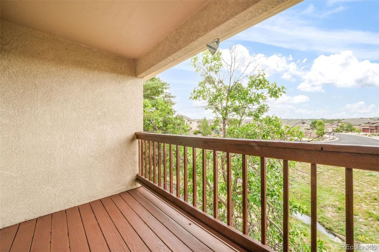 Exterior, Wood Texture Flooring
