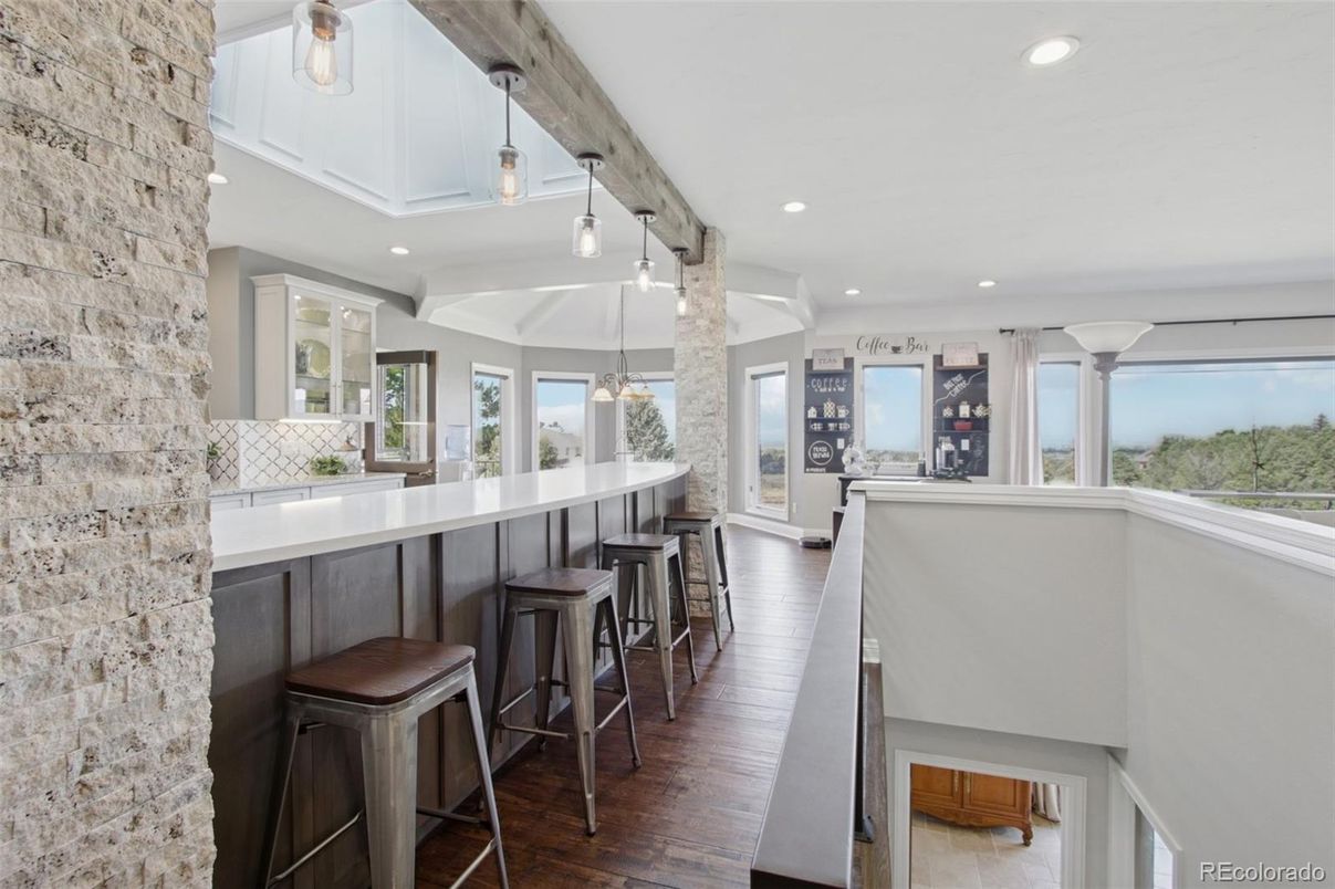 Interior, Pendant Lights, Recessed Lighting, Wood Texture Flooring