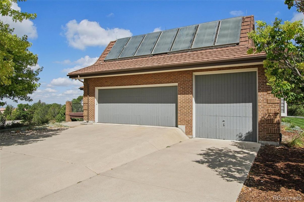 Exterior, Solar Panels