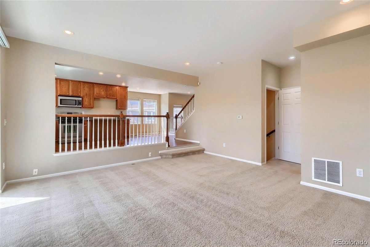 Empty room, Interior, Kitchen, Recessed Lighting, Stainless Steel Appliances