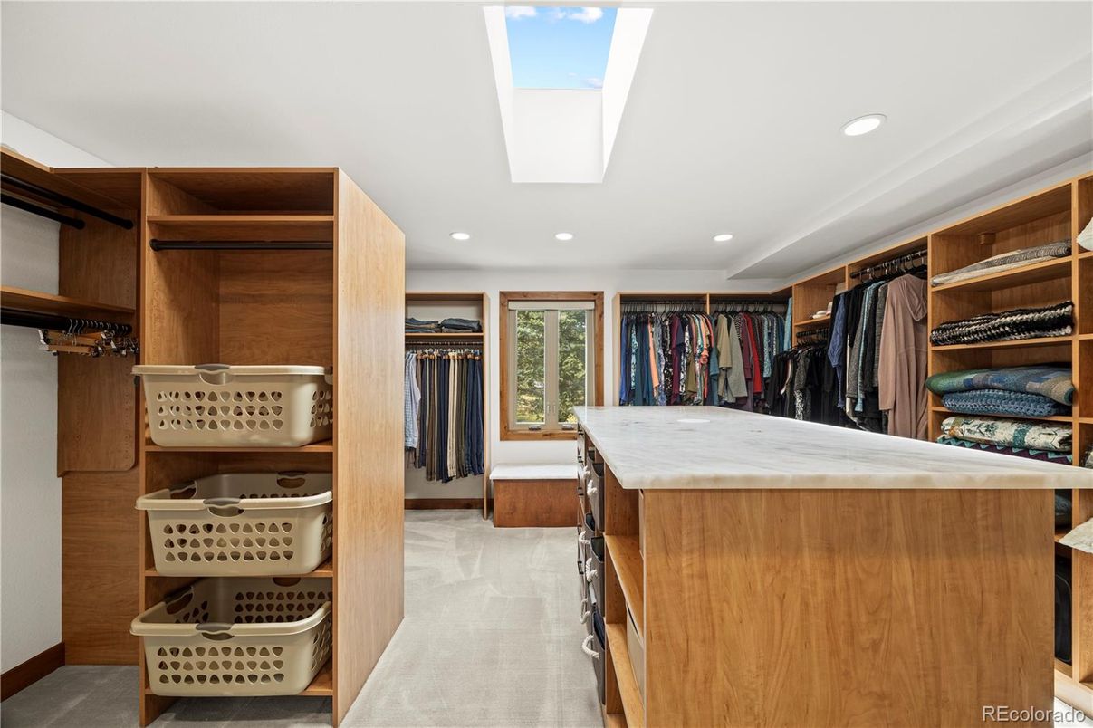 Interior, Recessed Lighting, Walk-in Closets