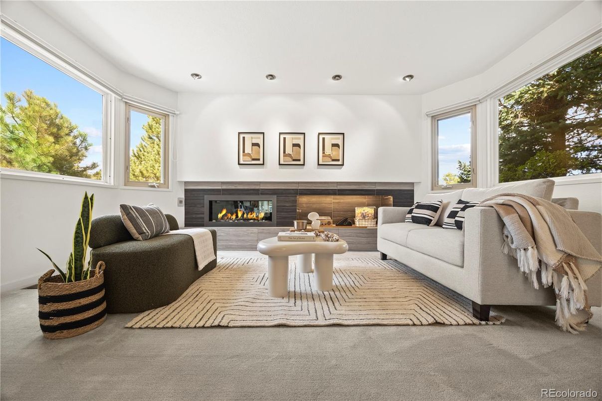 Fireplace, Interior, Living room, Recessed Lighting