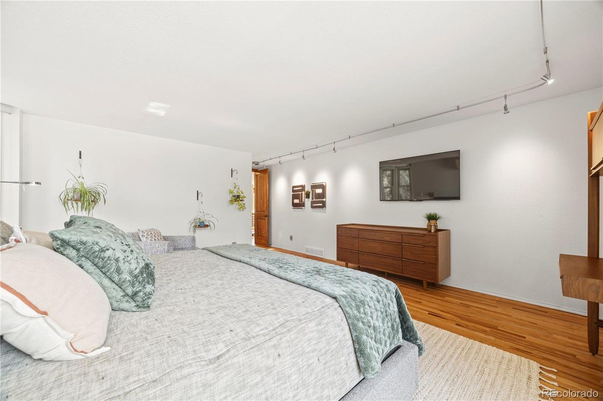 Bedroom, Interior, Wood Texture Flooring