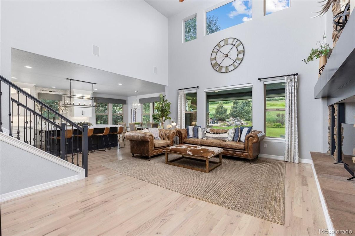 Dining room, Interior, Living room, Pendant Lights, Recessed Lighting, Wood Texture Flooring