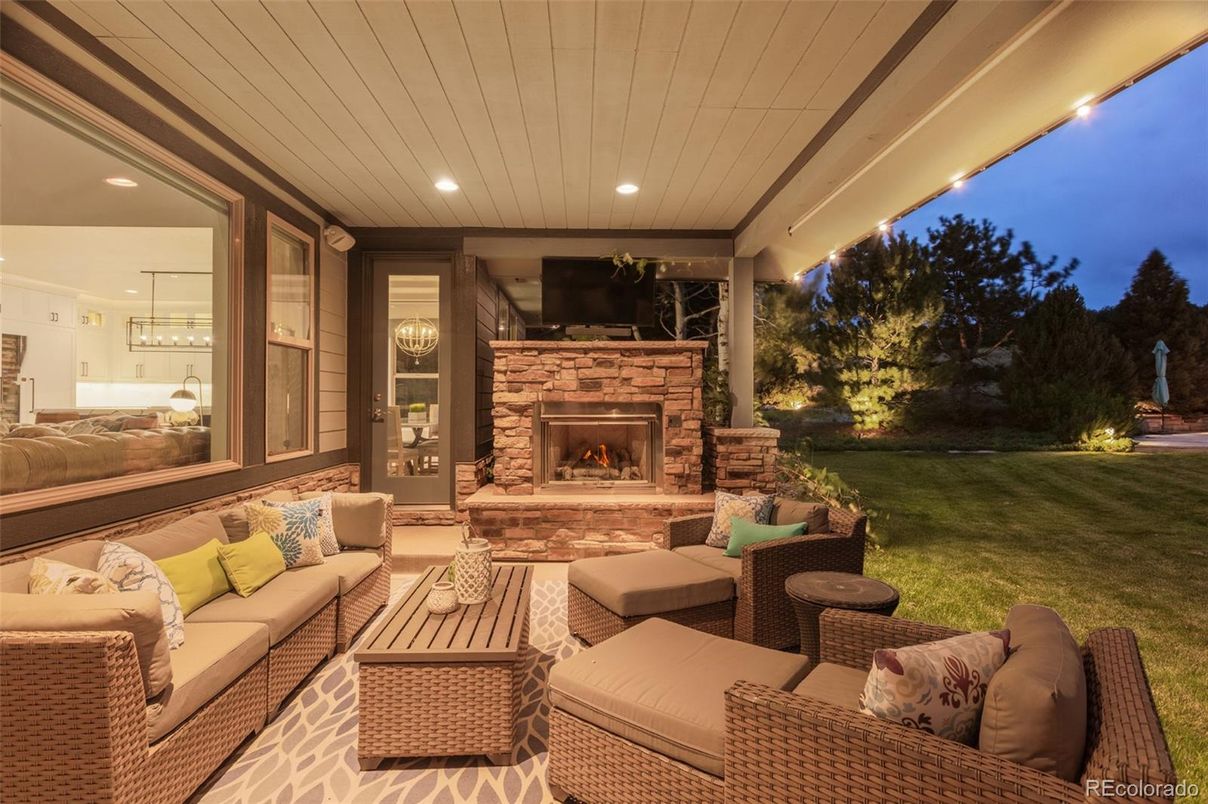 Exterior, Fireplace
