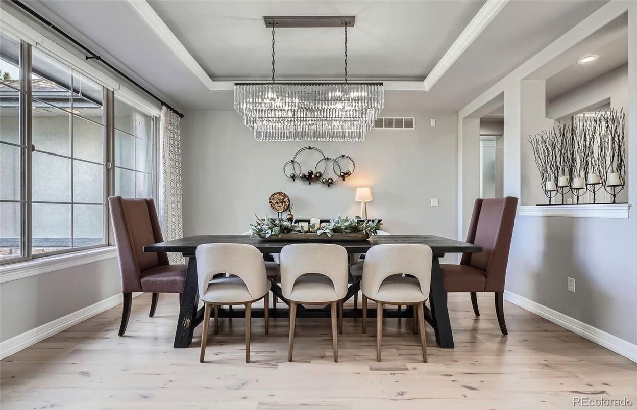 Chandelier, Dining room, Interior, Recessed Lighting, Wood Texture Flooring