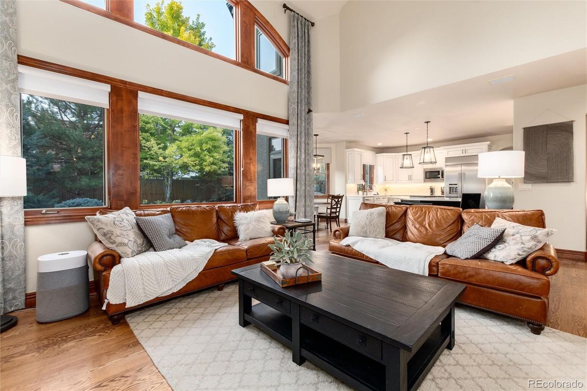 Dining room, Interior, Kitchen, Living room, Pendant Lights, Recessed Lighting, Stainless Steel Appliances, Wood Texture Flooring
