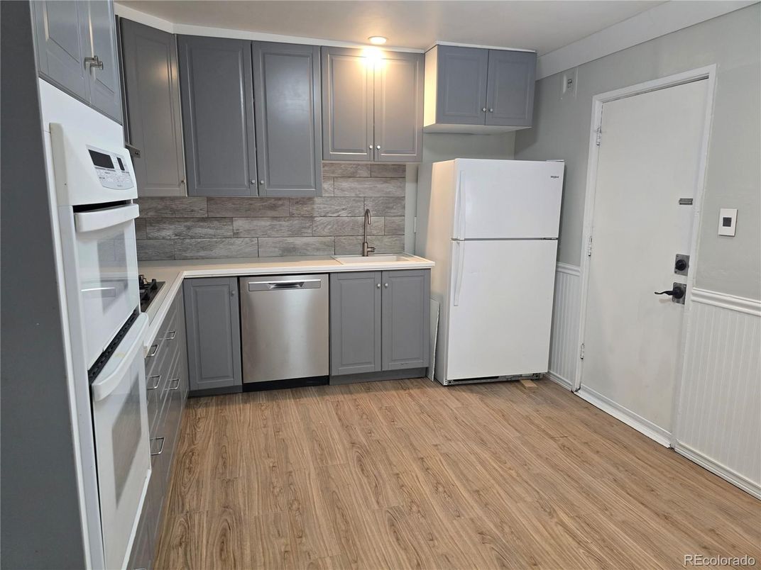 Interior, Kitchen, Wood Texture Flooring