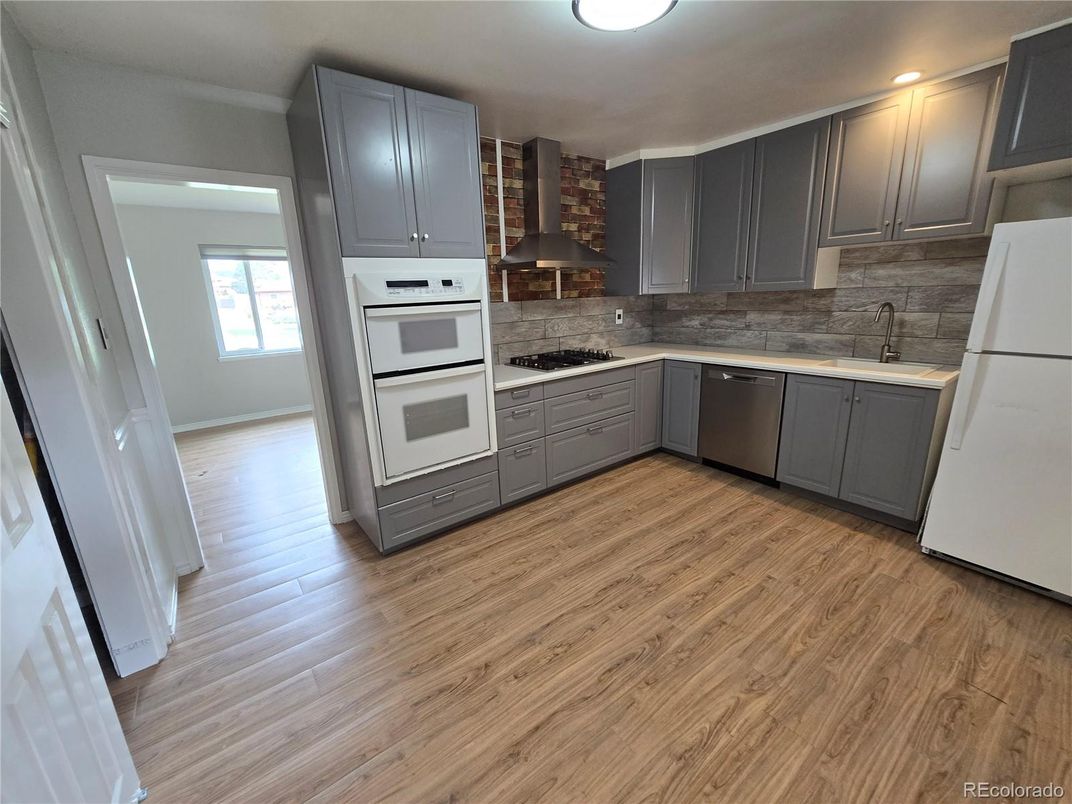 Interior, Kitchen, Wood Texture Flooring