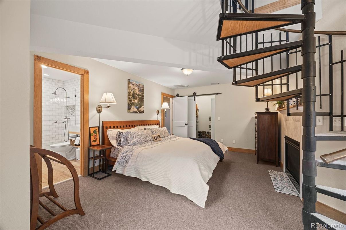 Bedroom, Interior