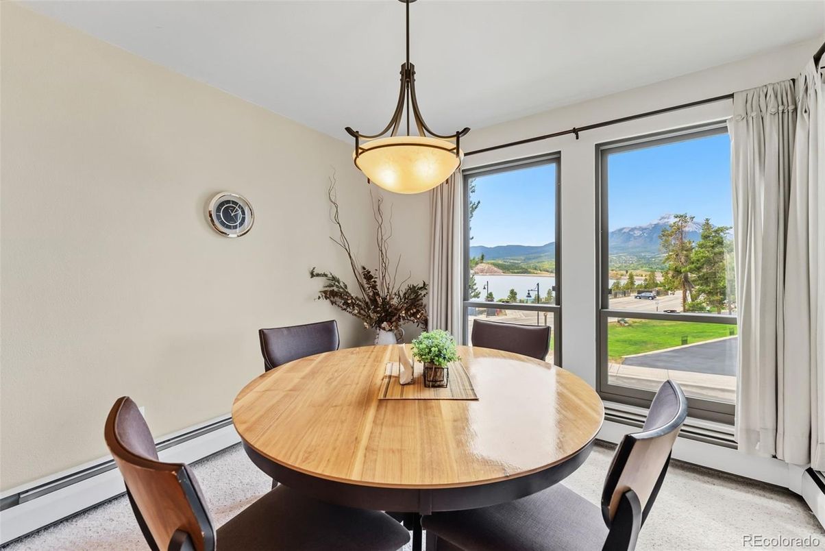 Dining room, Interior, Pendant Lights