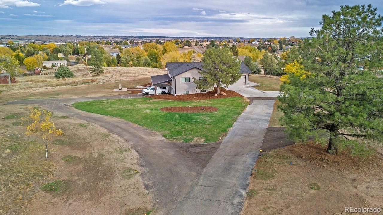 Exterior, Drone