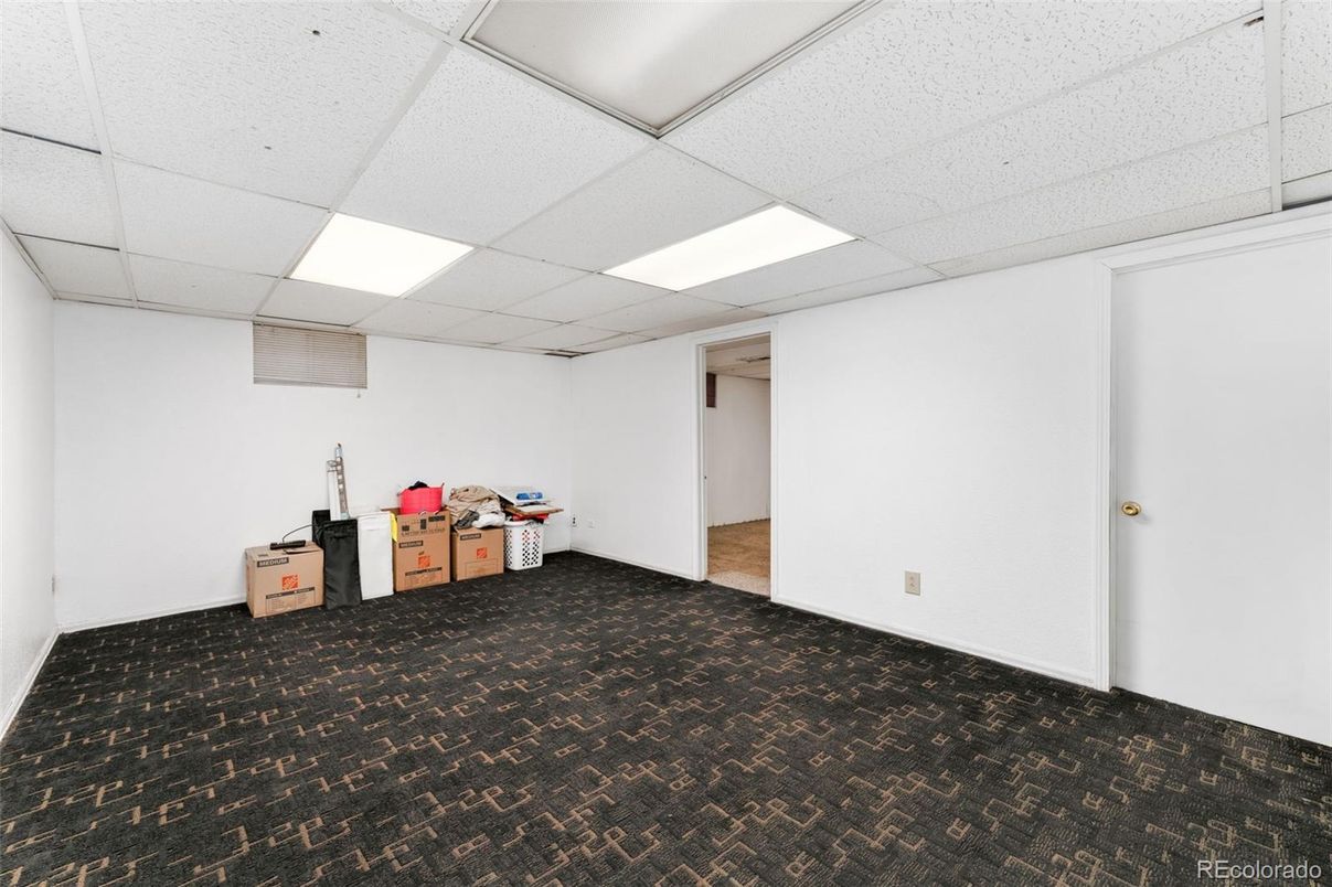 Interior, Recessed Lighting