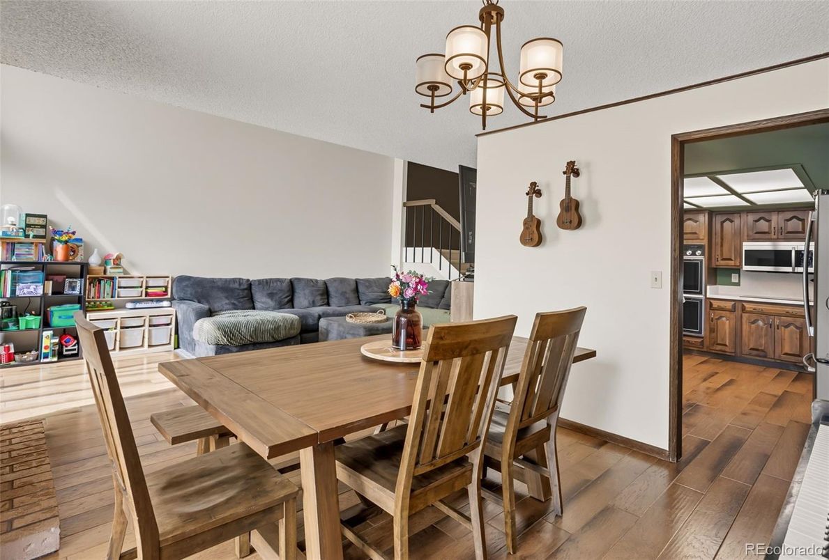 Chandelier, Dining room, Interior, Kitchen, Wood Texture Flooring