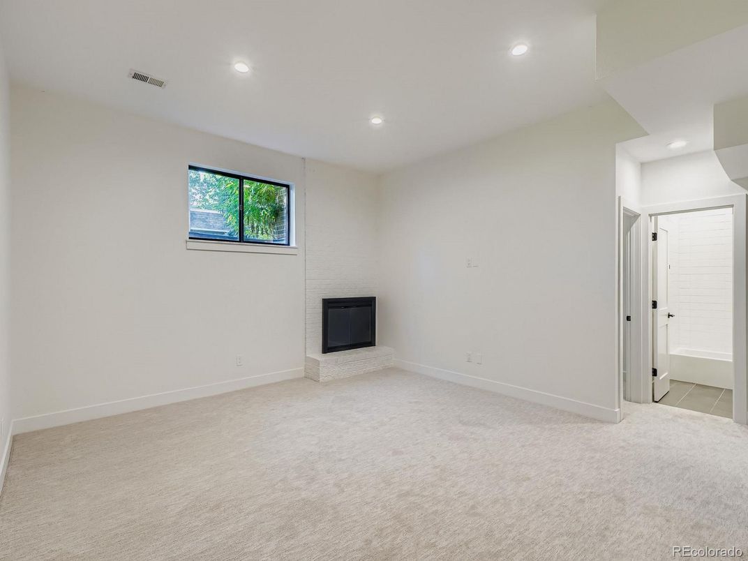Empty room, Fireplace, Interior, Recessed Lighting