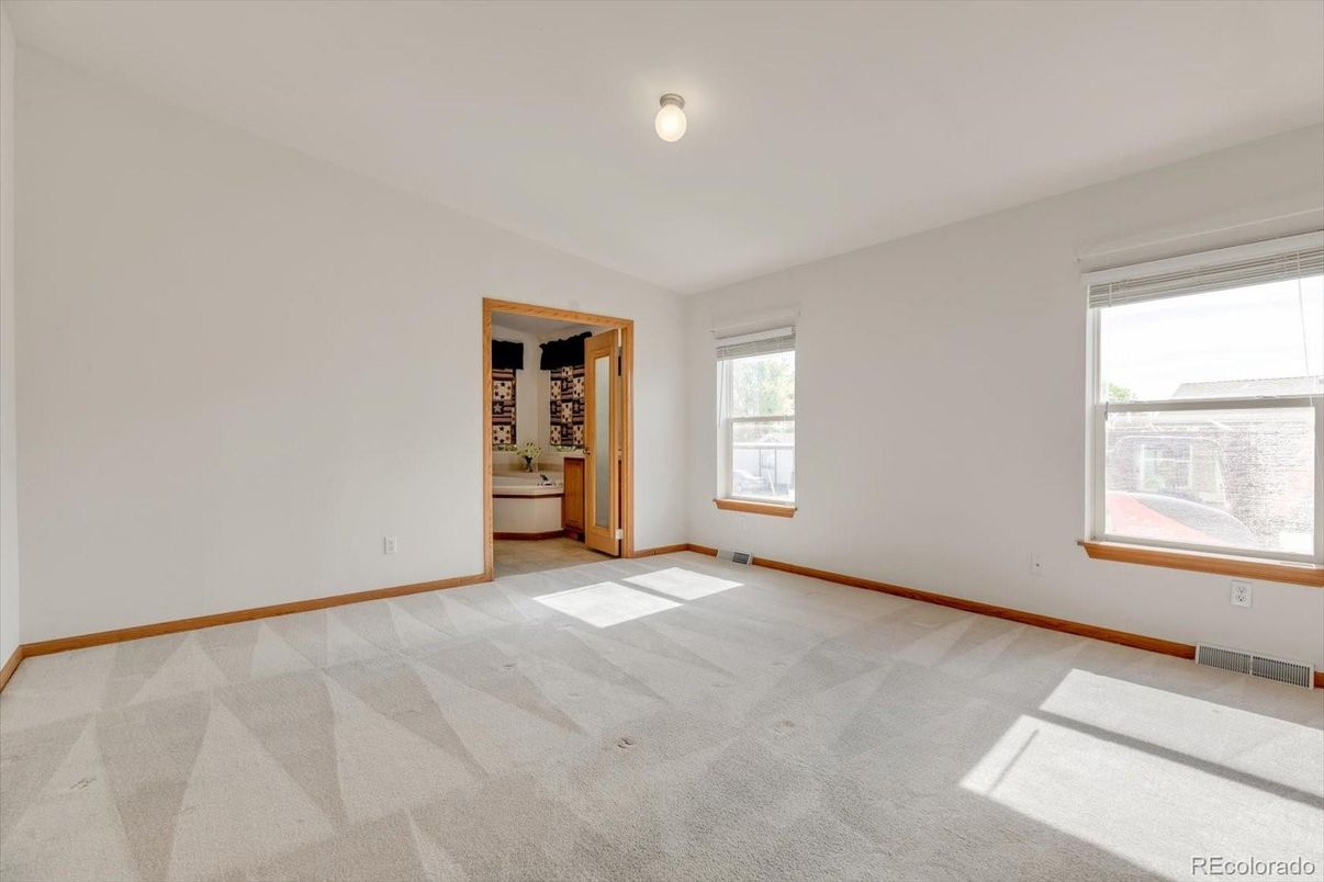 Bathroom, Empty room, Interior