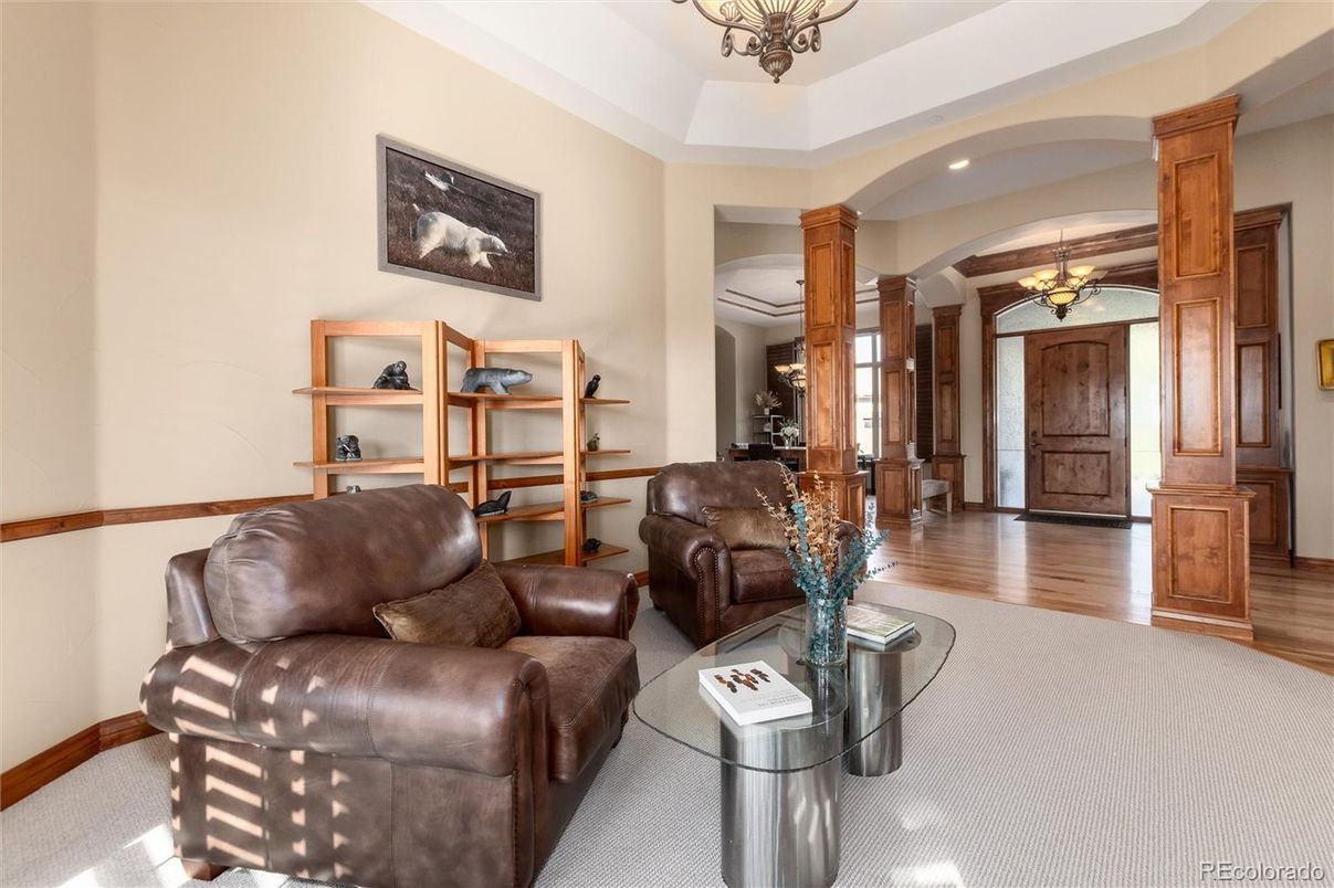 Chandelier, Interior, Living room, Recessed Lighting, Wood Texture Flooring