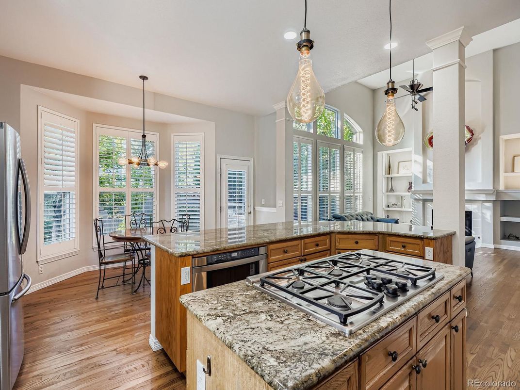 Dining room, Interior, Kitchen, Pendant Lights, Recessed Lighting, Wood Texture Flooring