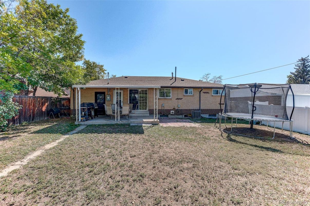 Backyard, Exterior, Playground