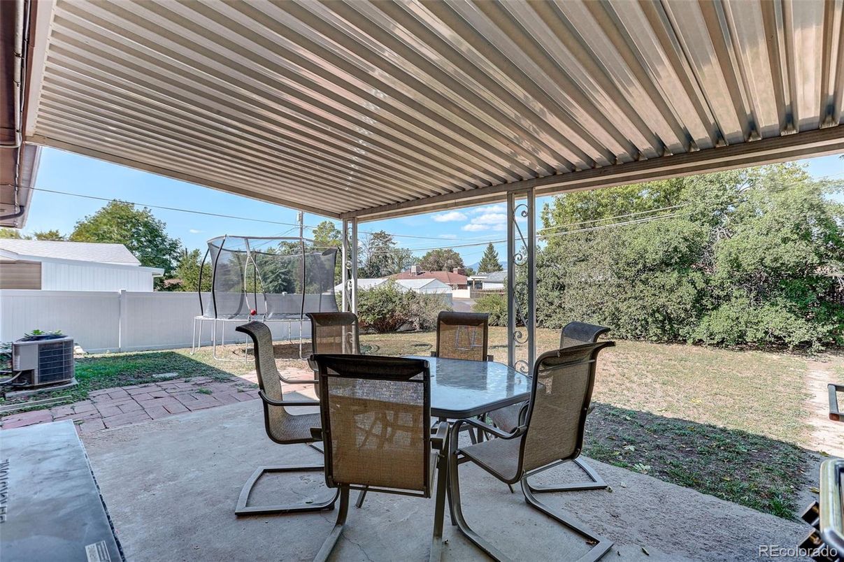 Backyard, Exterior, Playground