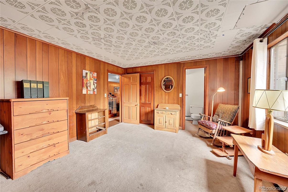 Interior, Wooden Walls