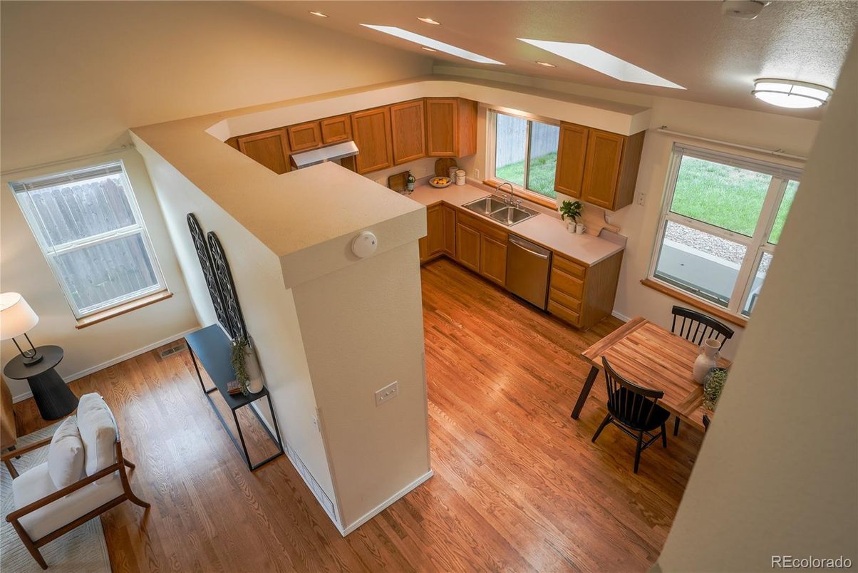 Dining room, Interior, Kitchen, Recessed Lighting, Wood Texture Flooring