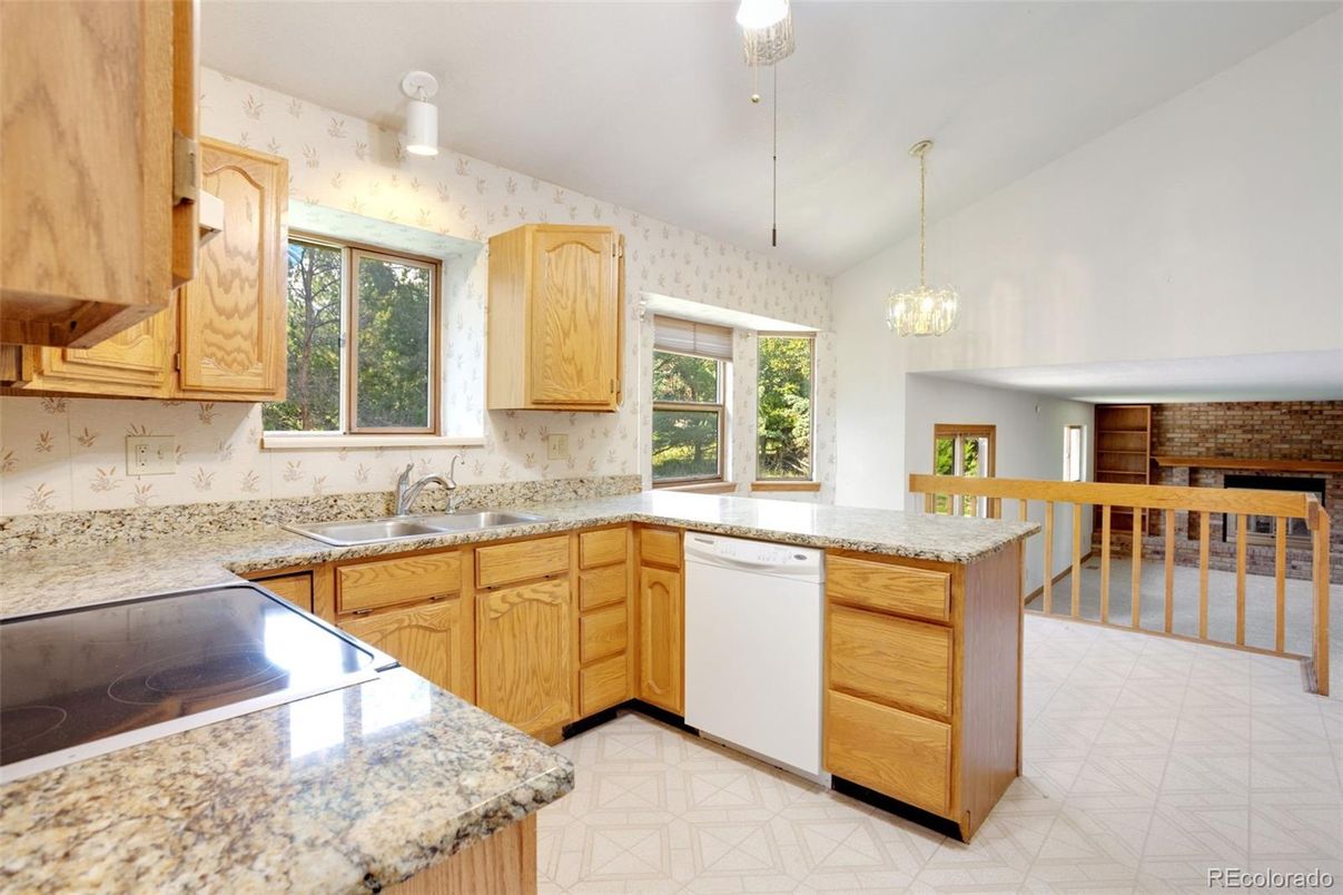 Dining room, Interior, Kitchen, Pendant Lights