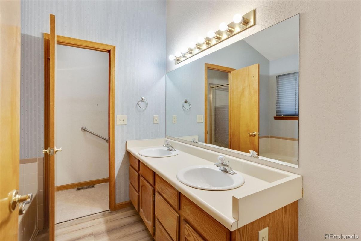 Bathroom, Dual Sink Vanities, Interior, Wood Texture Flooring