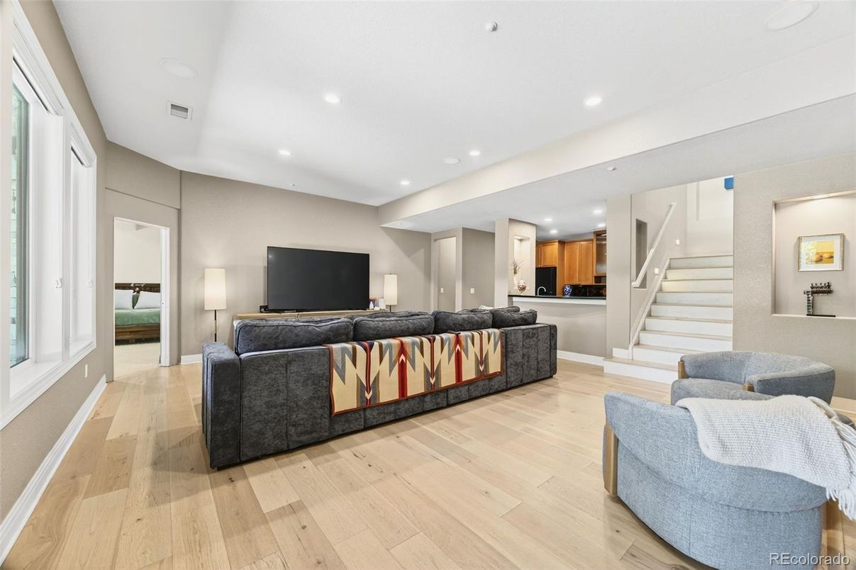 Interior, Living room, Recessed Lighting, Wood Texture Flooring