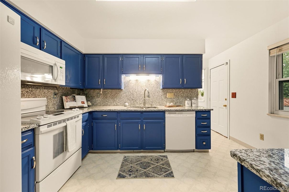 Interior, Kitchen