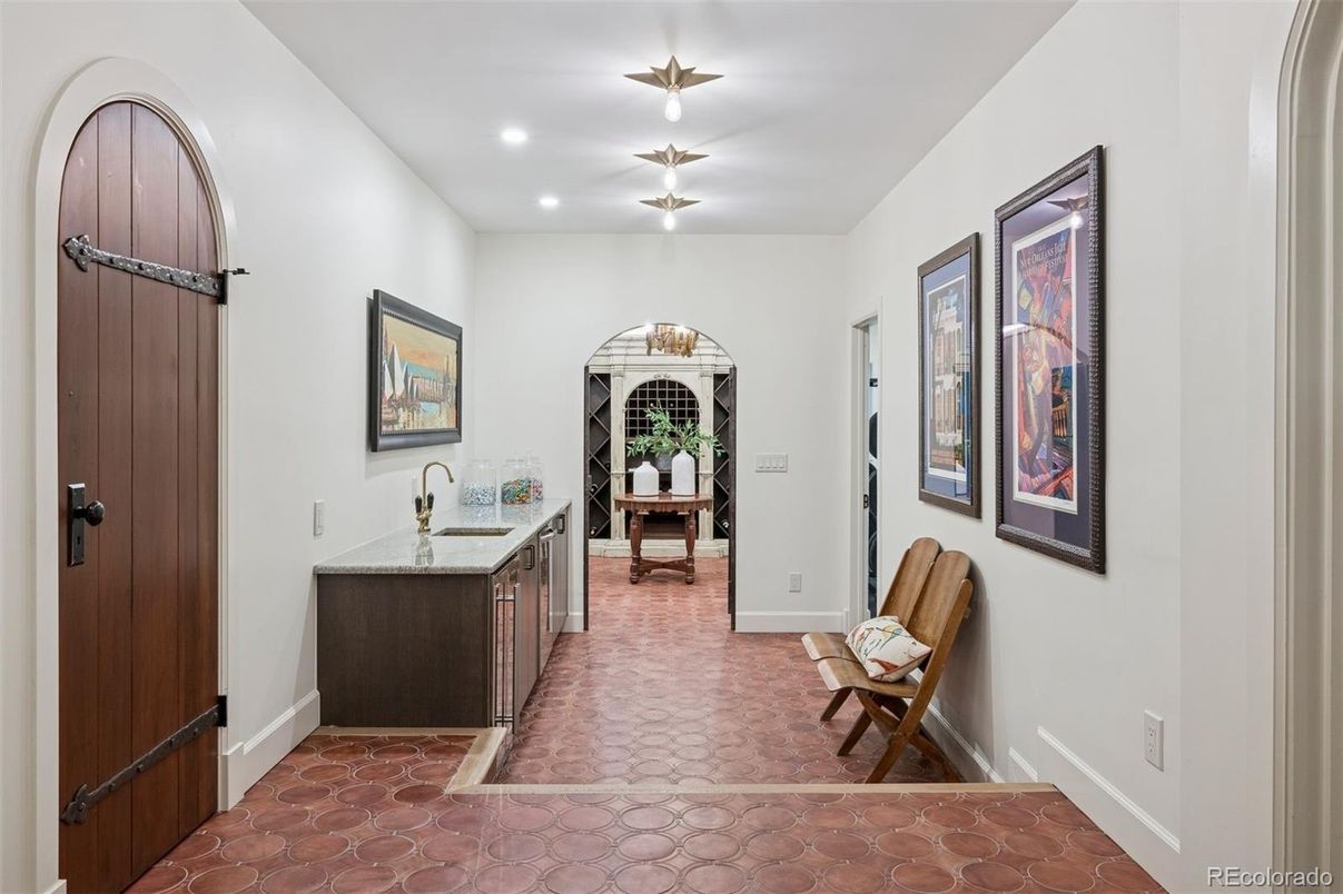 Interior, Recessed Lighting