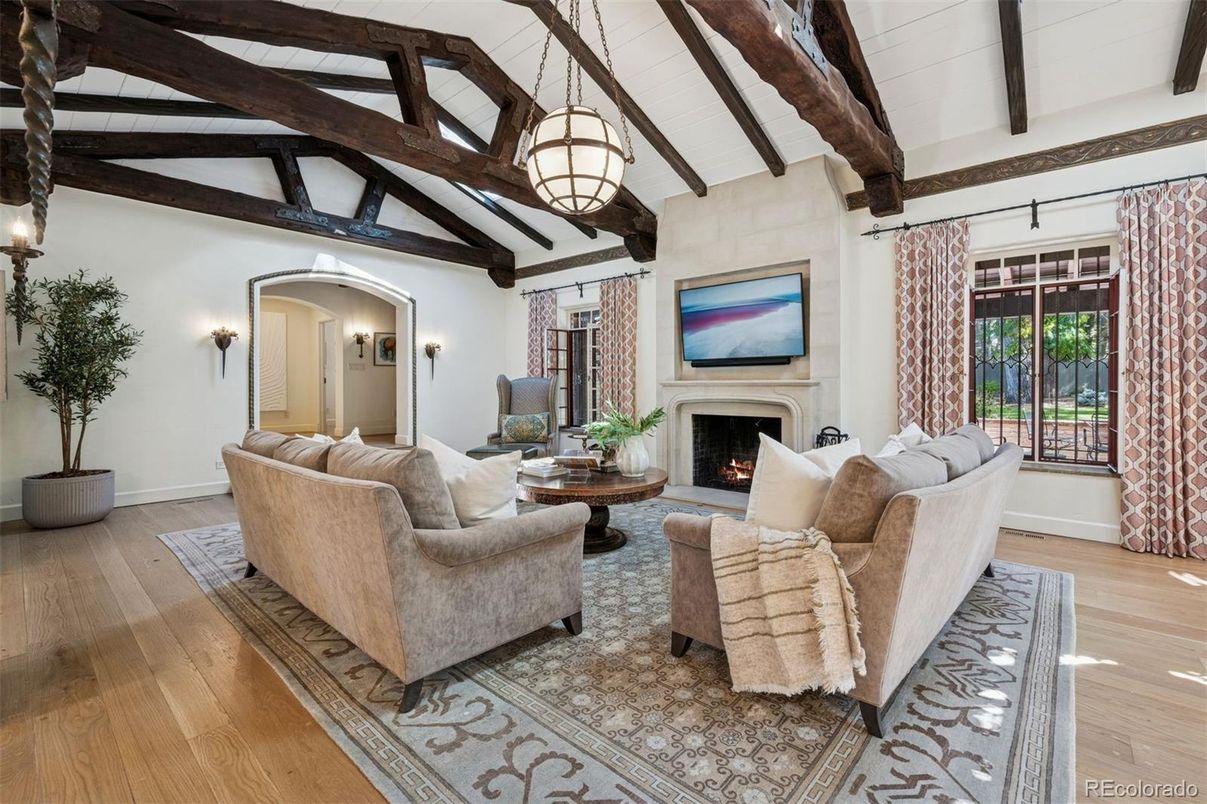 Fireplace, Interior, Living room, Pendant Lights, Wooden Beams, Wood Texture Flooring
