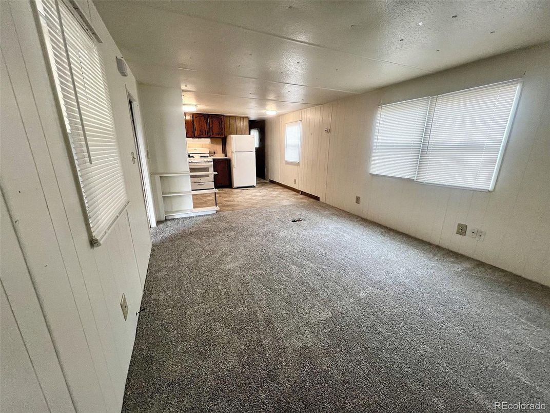 Empty room, Interior, Kitchen