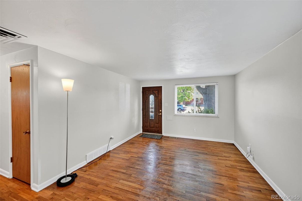 Empty room, Interior, Wood Texture Flooring