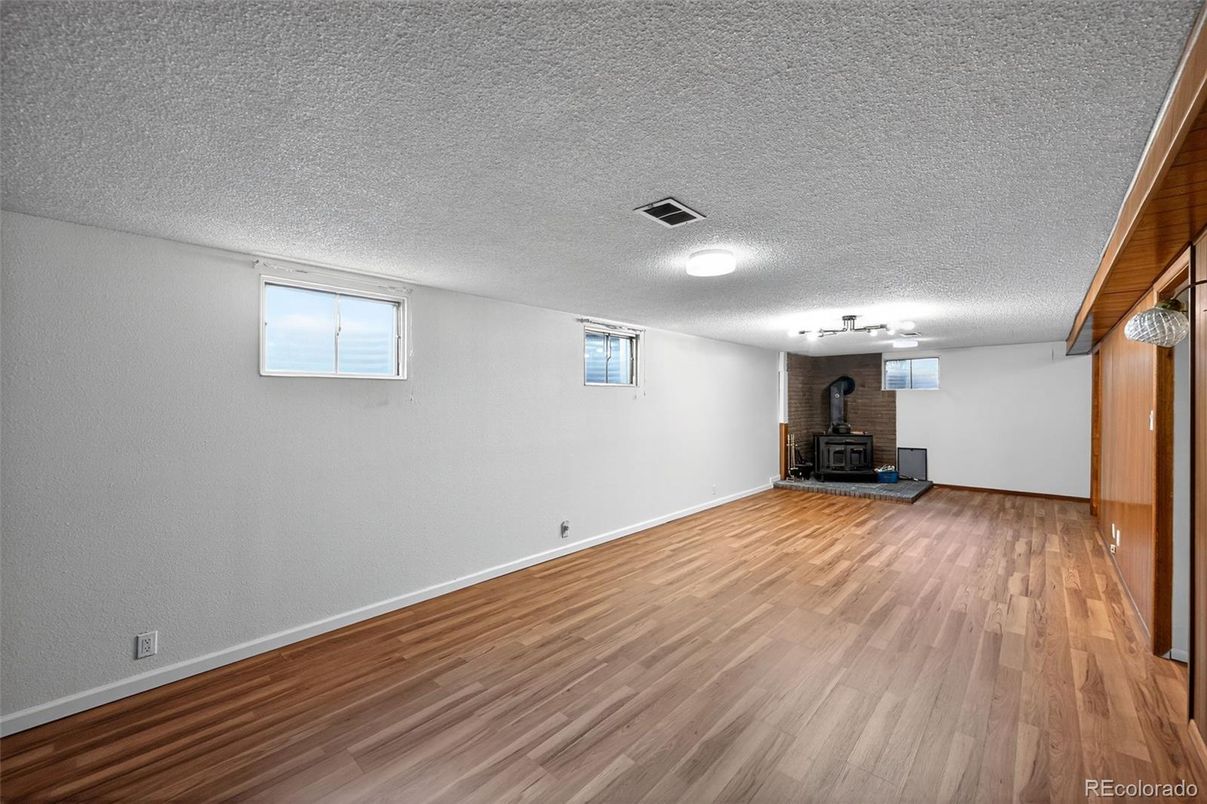 Empty room, Fireplace, Interior, Wood Texture Flooring