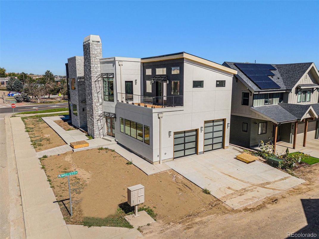 Attached, Exterior, Facade, Solar Panels, Modern